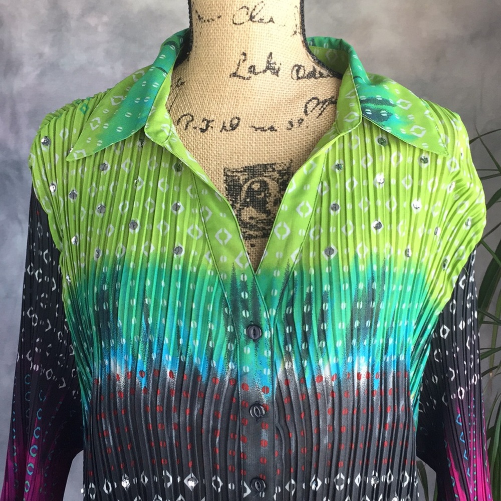 Maggie Barnes Top with Sequins Sz 1X NWOT - Picture 2 of 6